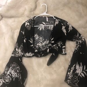Black and white bell sleeved tie top